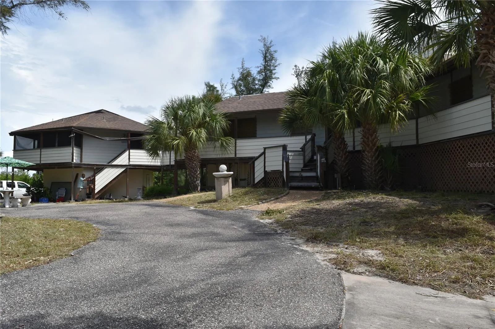 8475 MANASOTA KEY RD