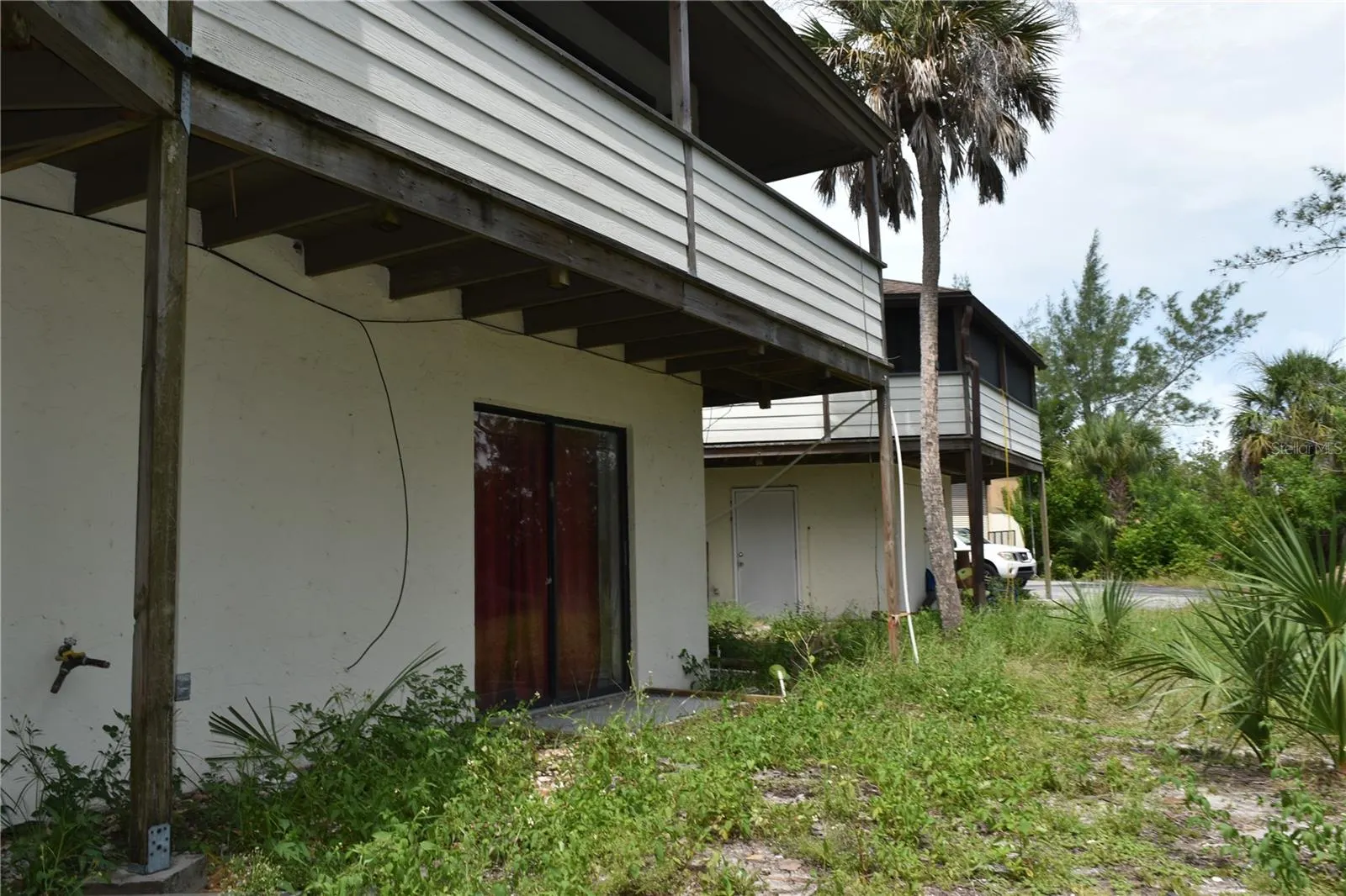 8475 MANASOTA KEY RD