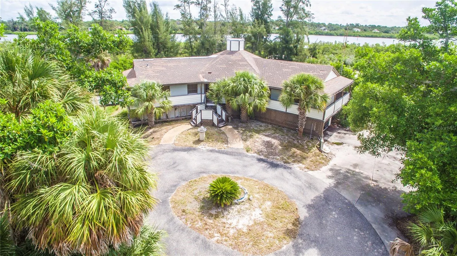 8475 MANASOTA KEY RD