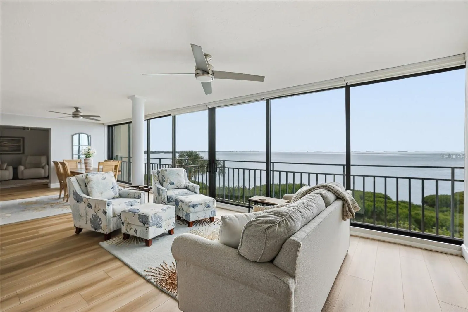 6460 MOURNING DOVE DR #305 #305