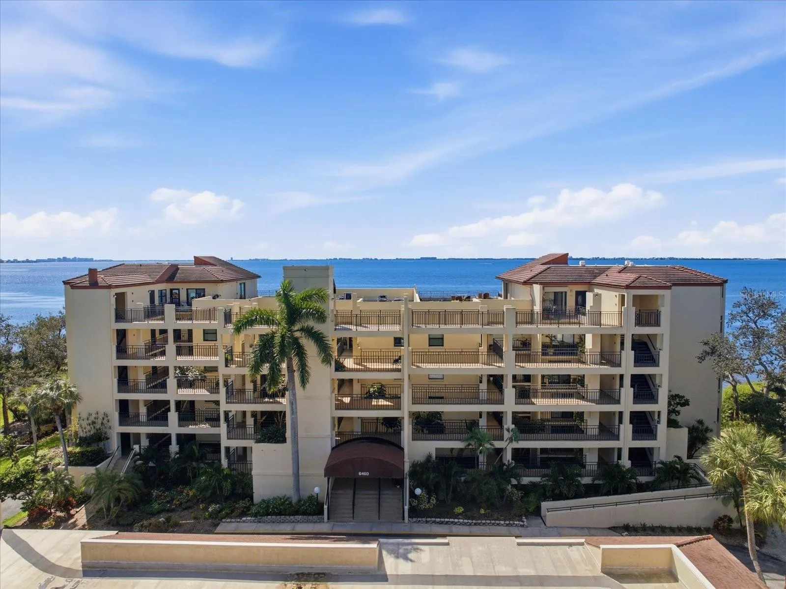6460 MOURNING DOVE DR #305 #305