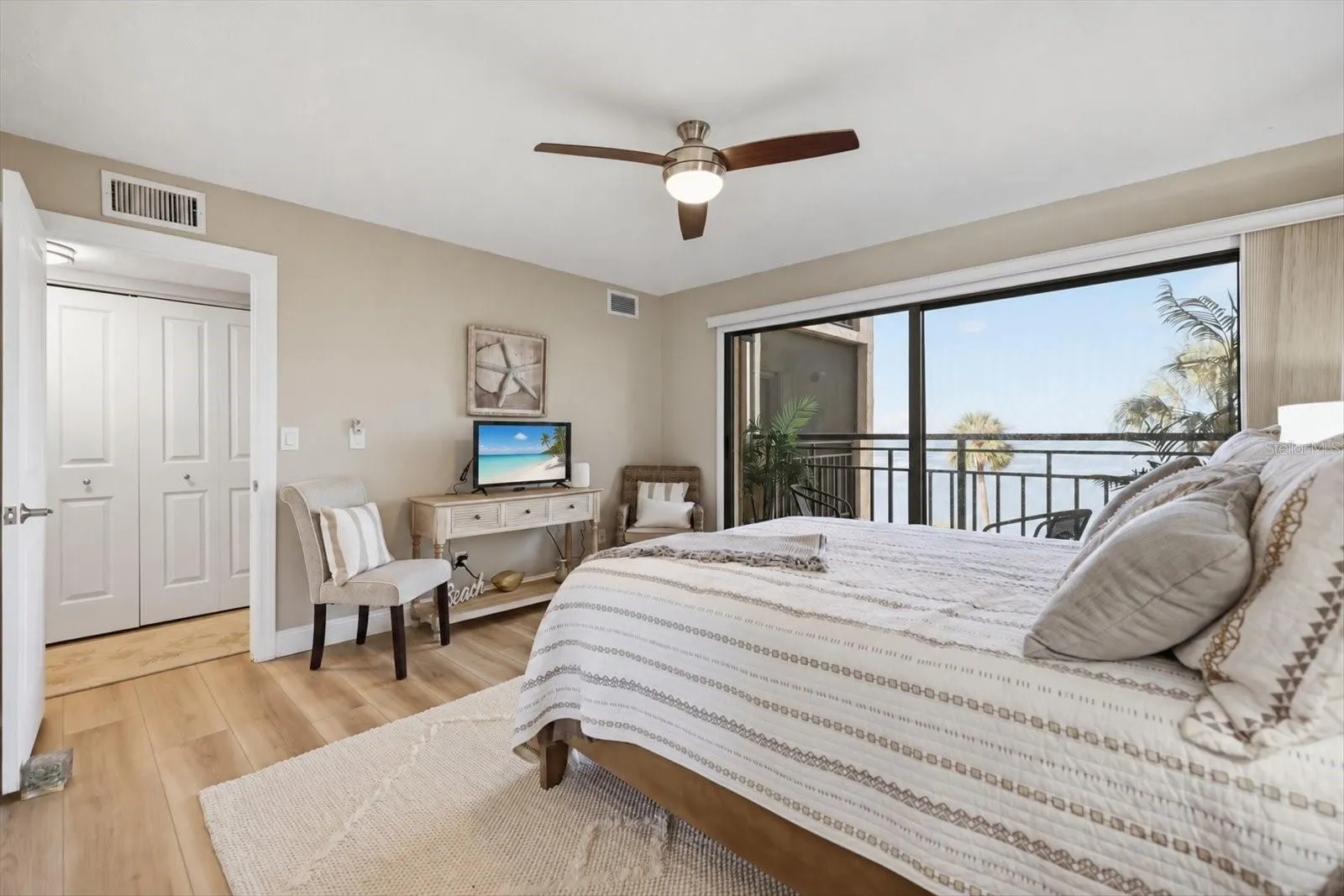 6460 MOURNING DOVE DR #305 #305