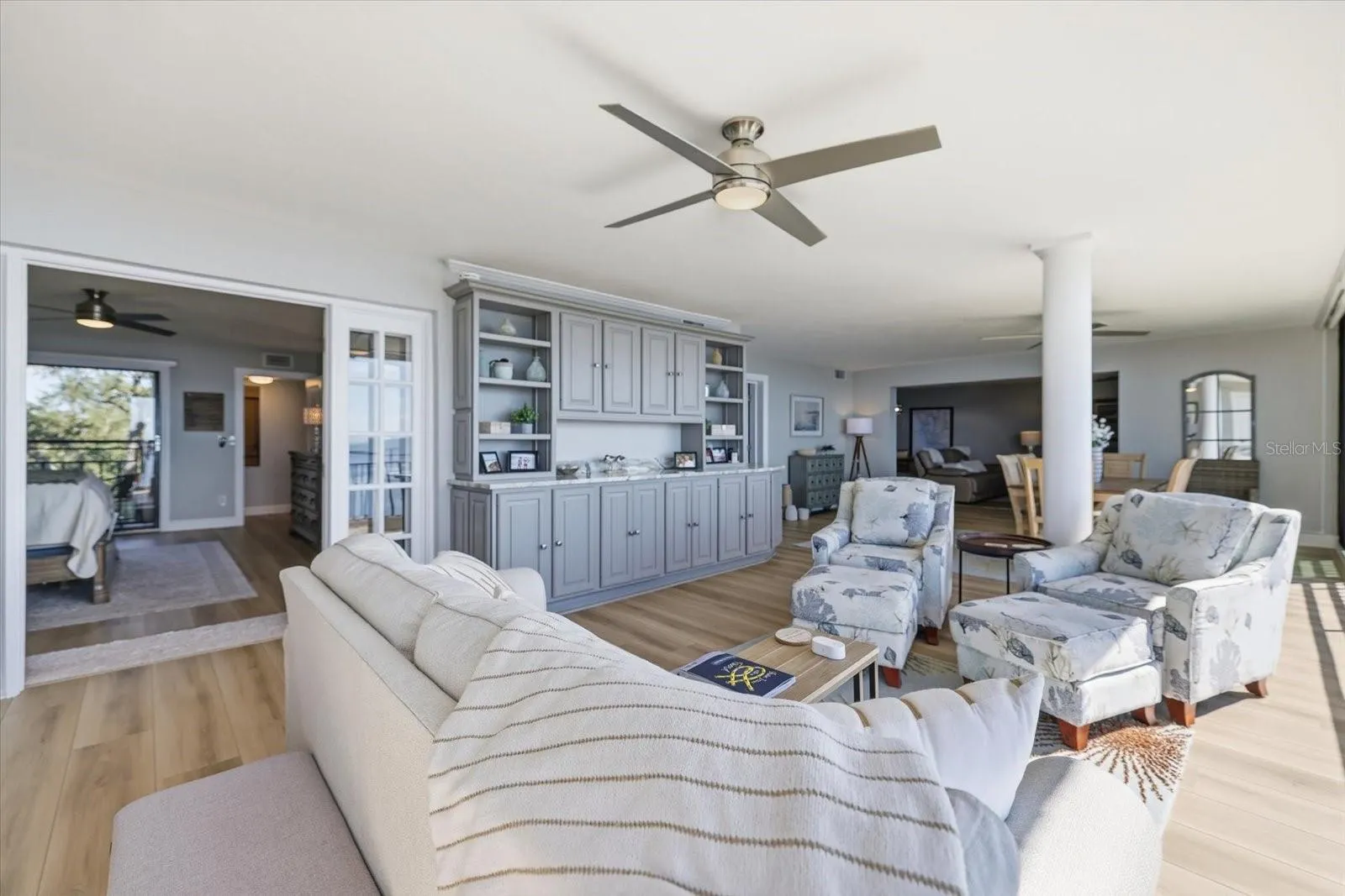6460 MOURNING DOVE DR #305 #305