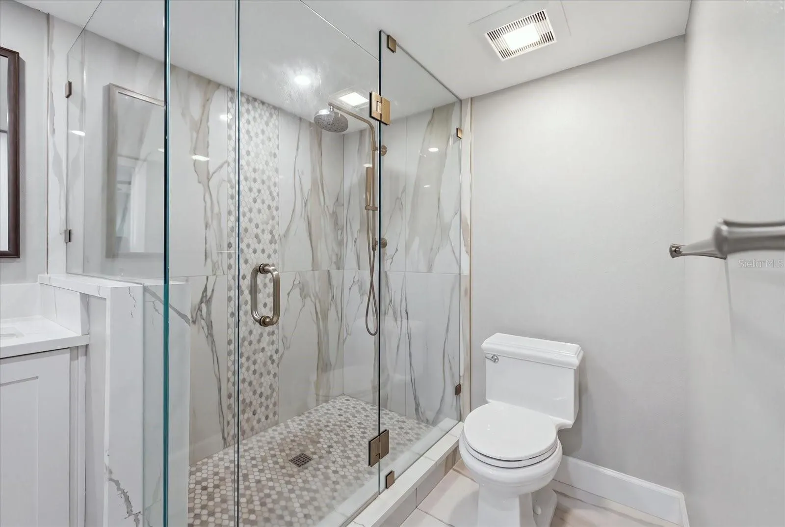 6460 MOURNING DOVE DR #305 #305