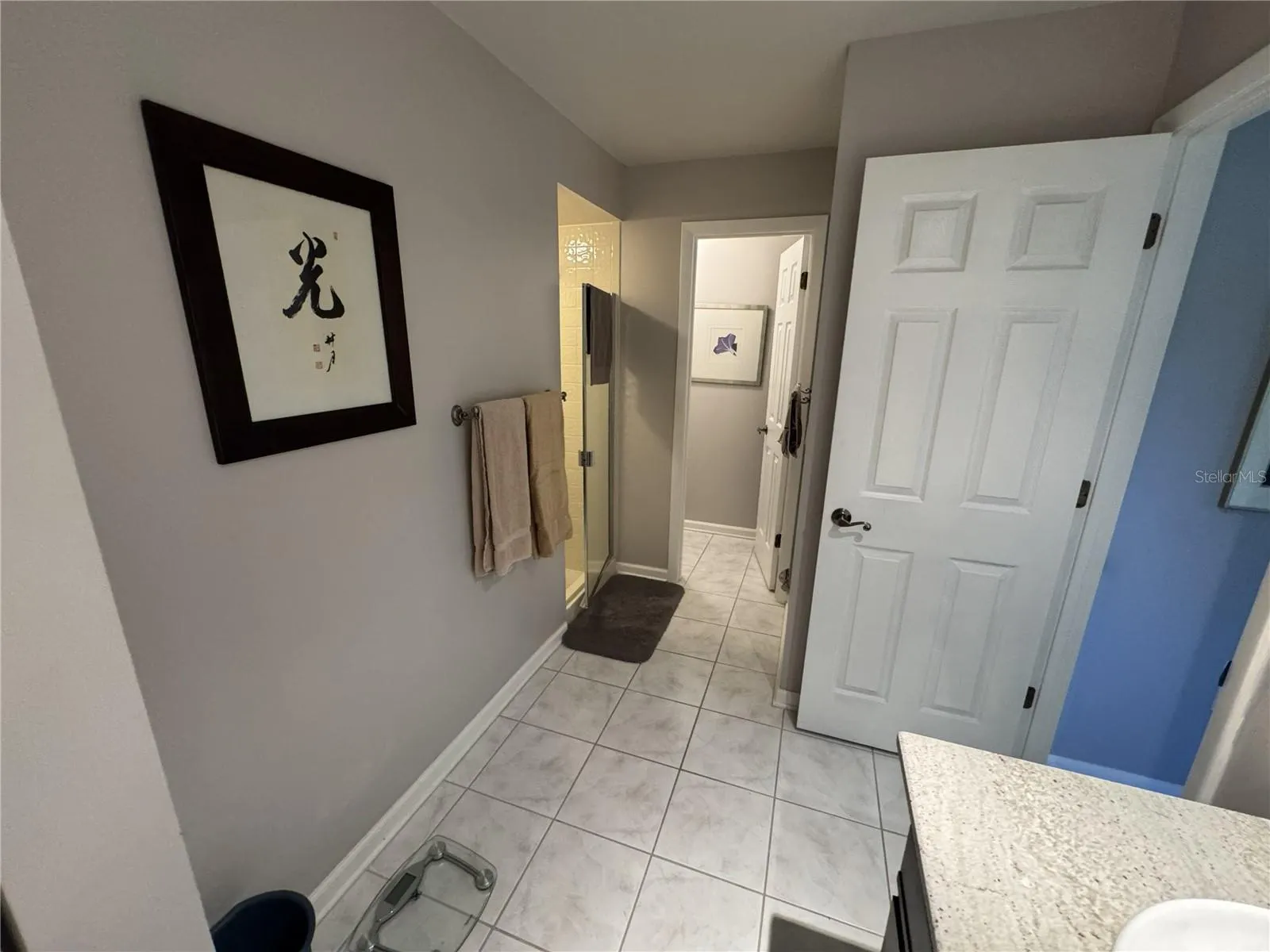 3054 CROWN HERON PT