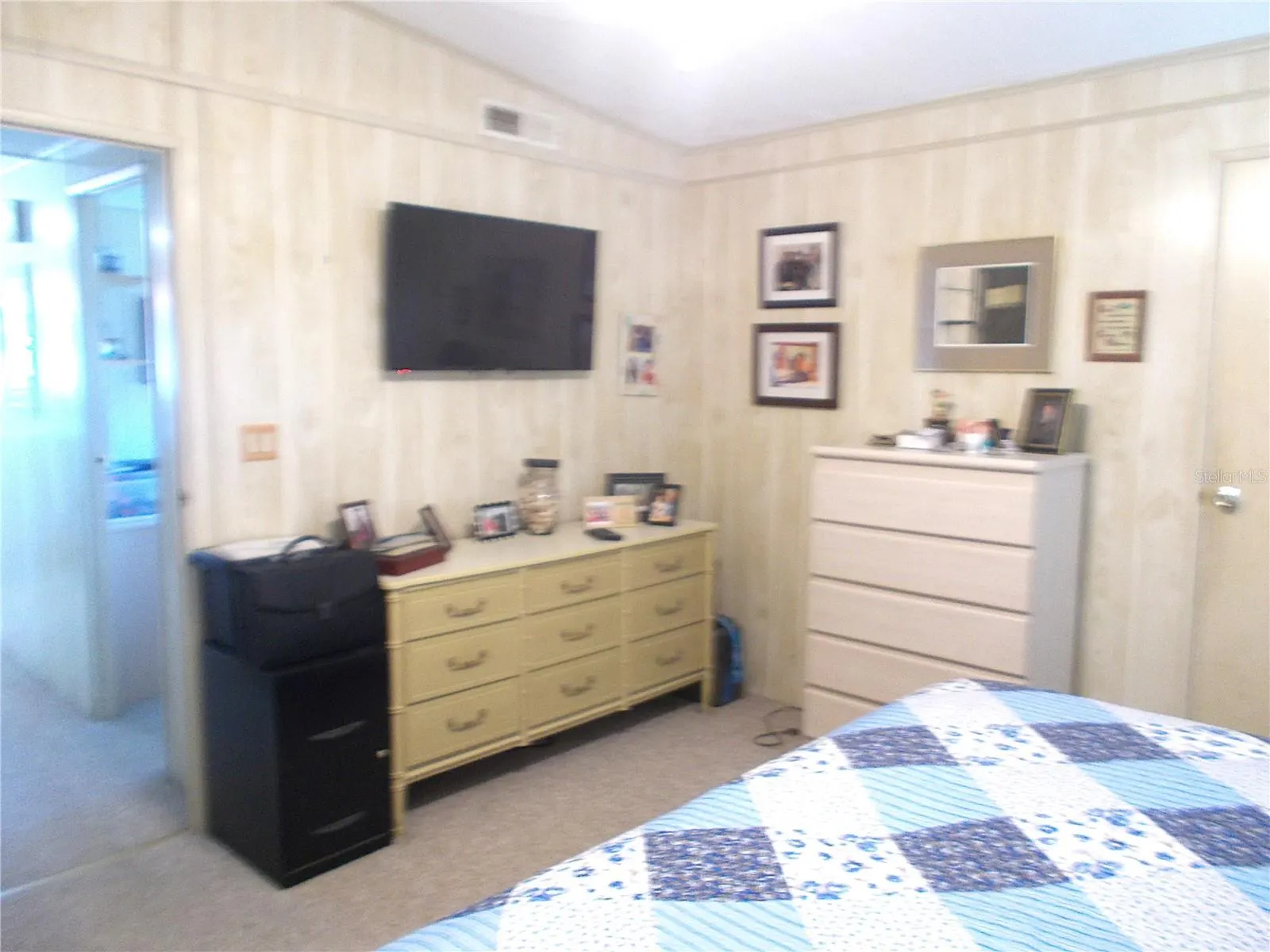525 SANDPIPER DR