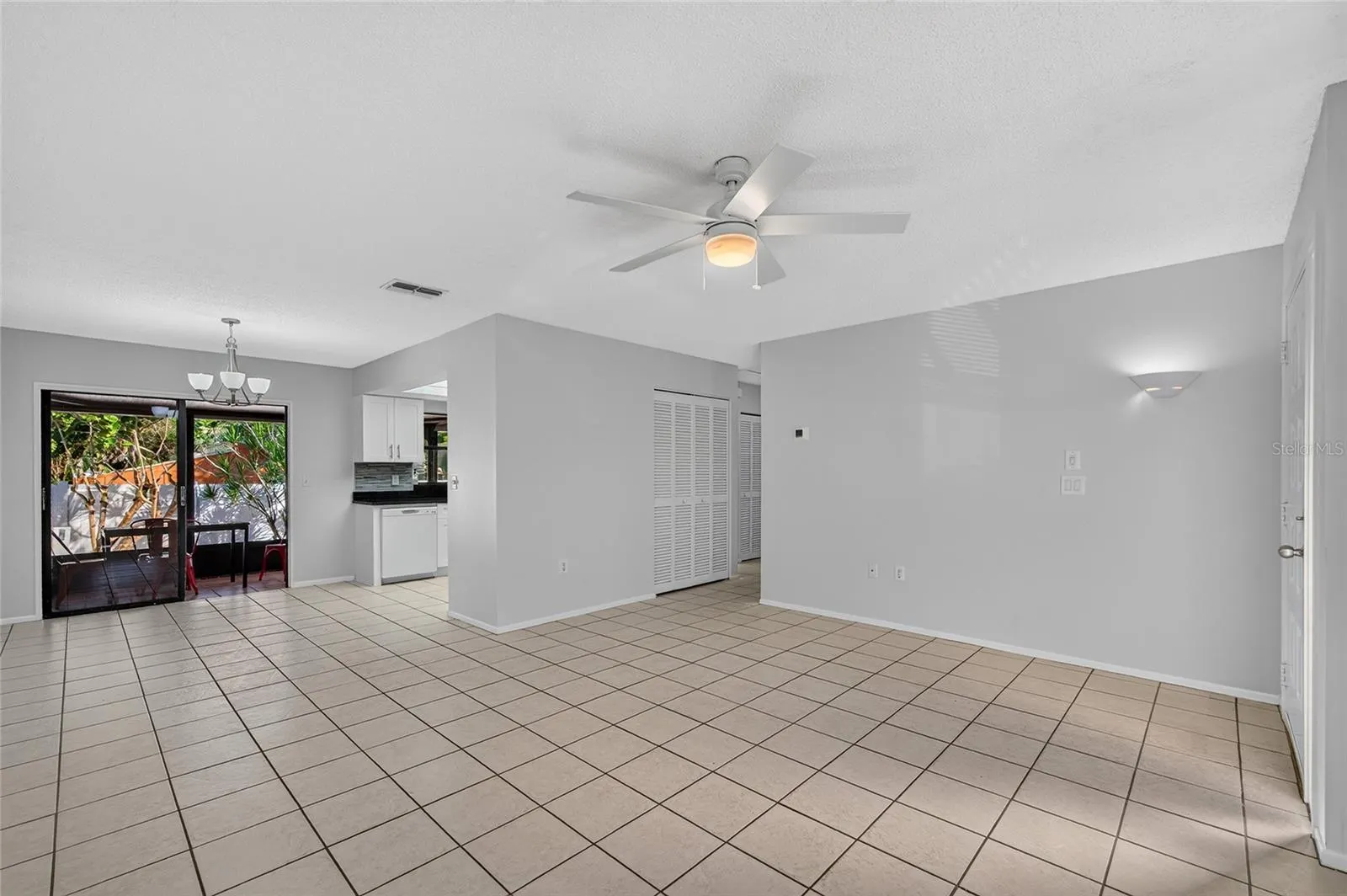 442 N JEFFERSON AVE