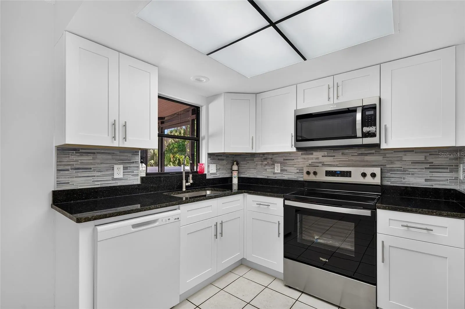 442 N JEFFERSON AVE