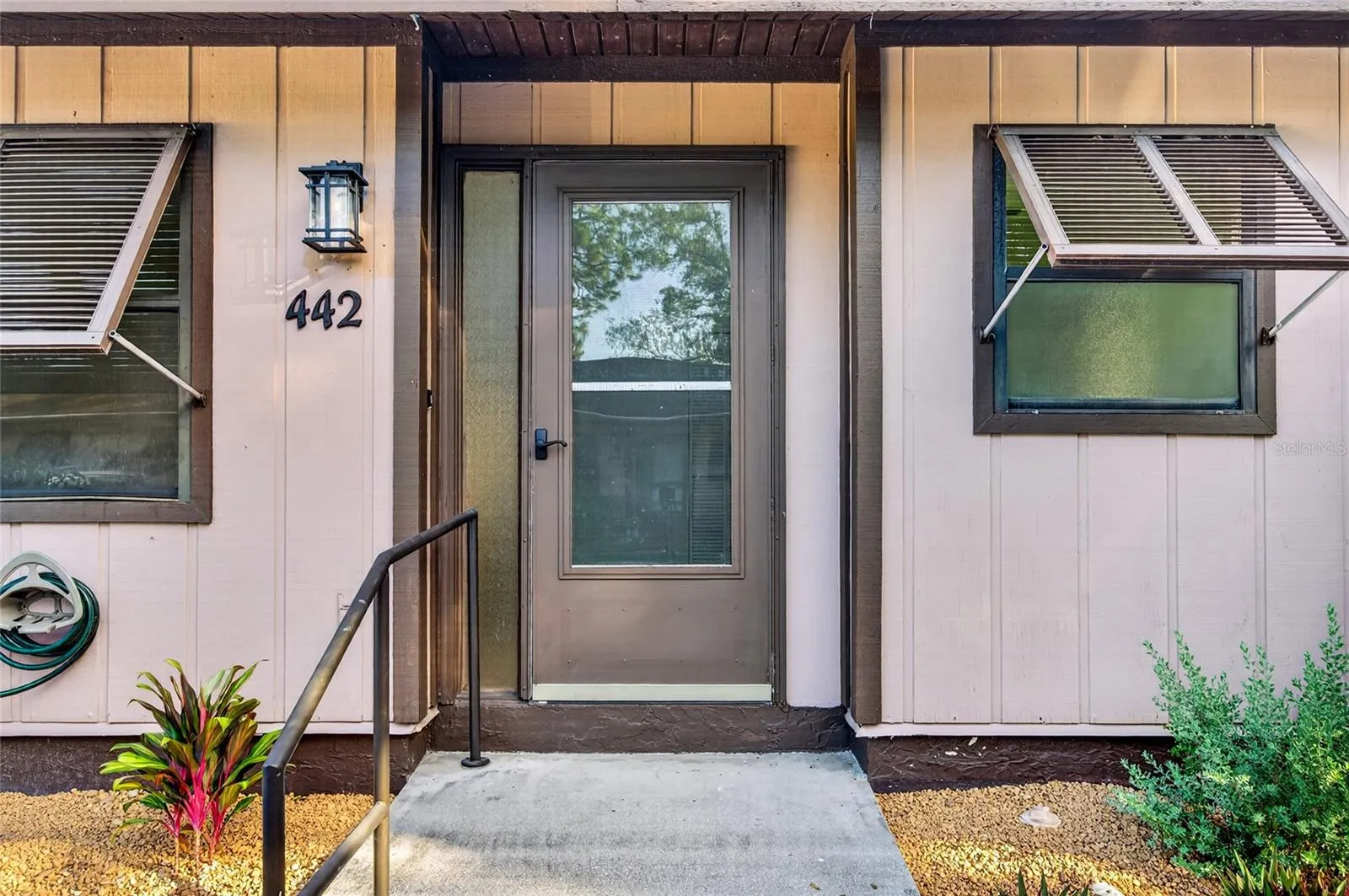 442 N JEFFERSON AVE