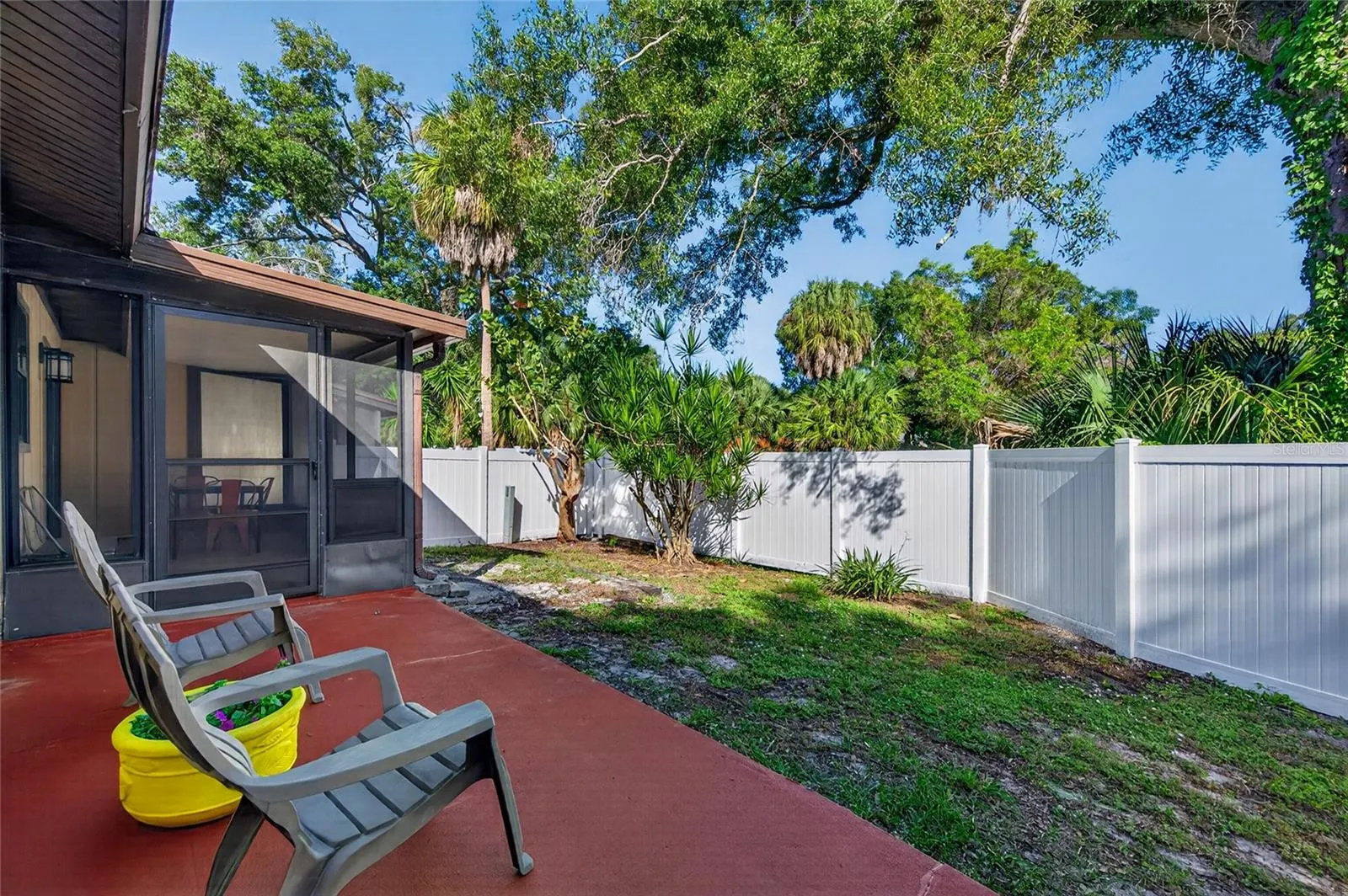 442 N JEFFERSON AVE
