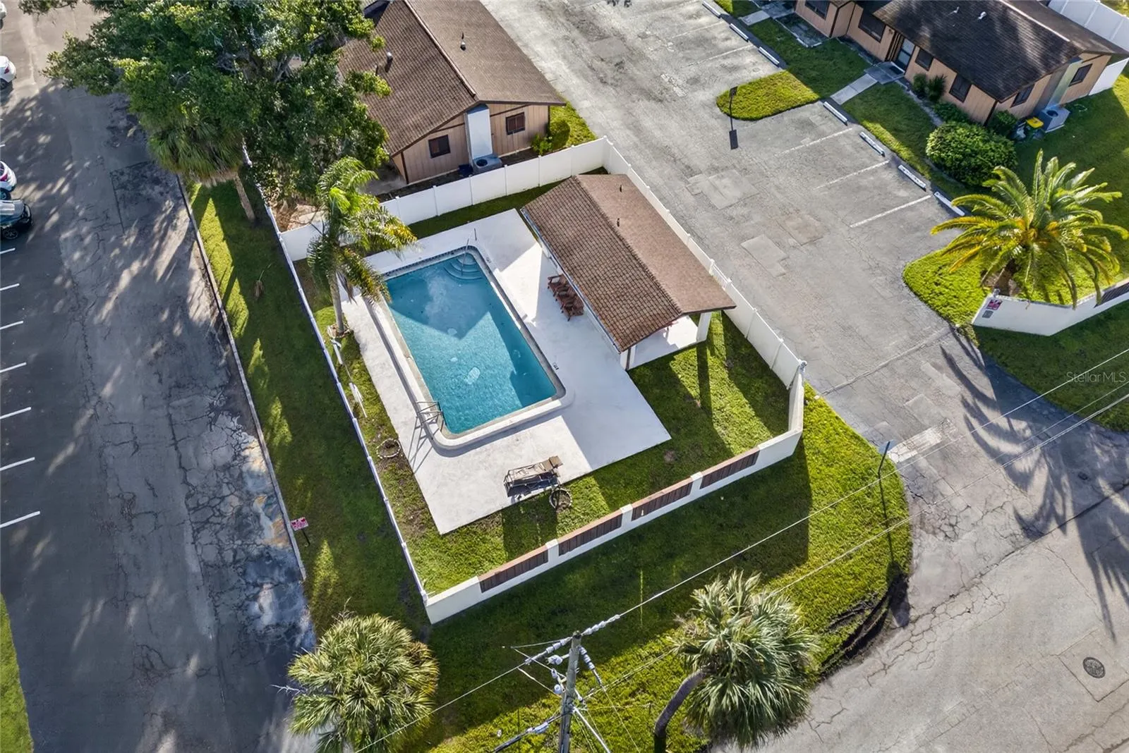 442 N JEFFERSON AVE