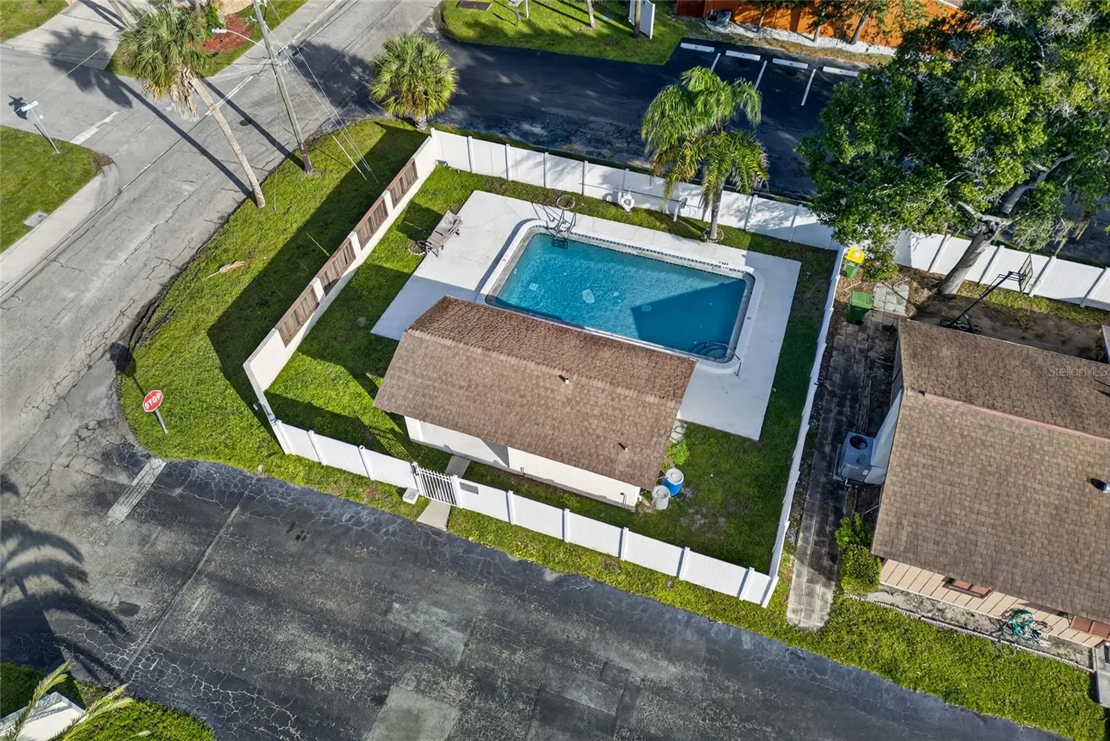 442 N JEFFERSON AVE