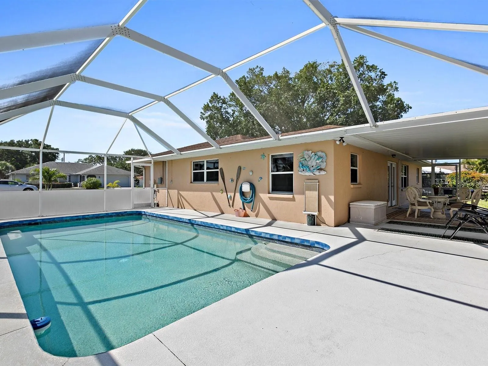 596 CARMEL RD