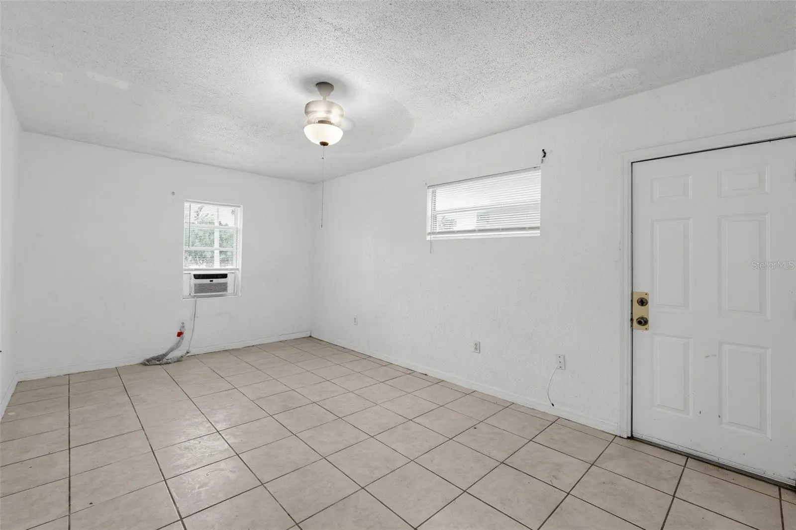 1231 ROBERT KING HIGH DR