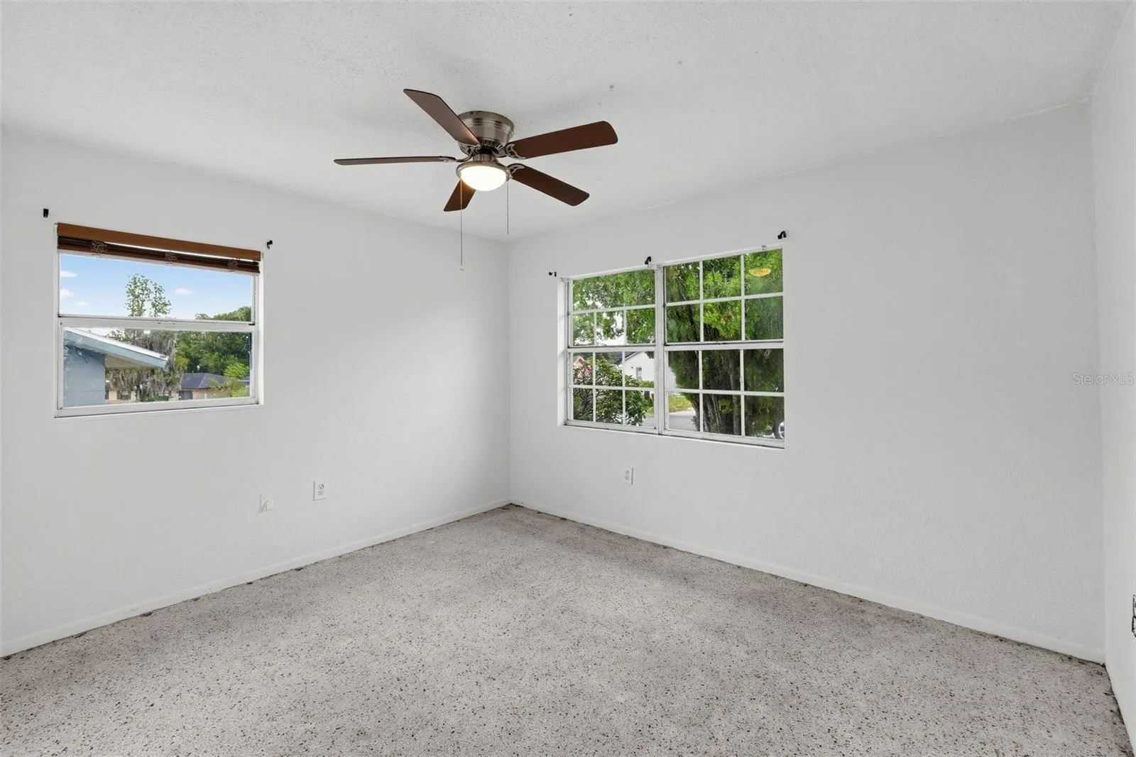 1231 ROBERT KING HIGH DR