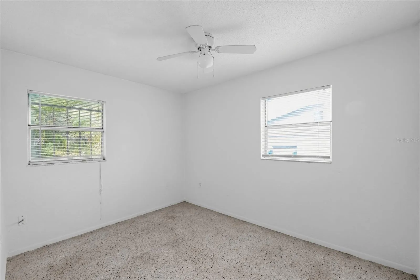 1231 ROBERT KING HIGH DR