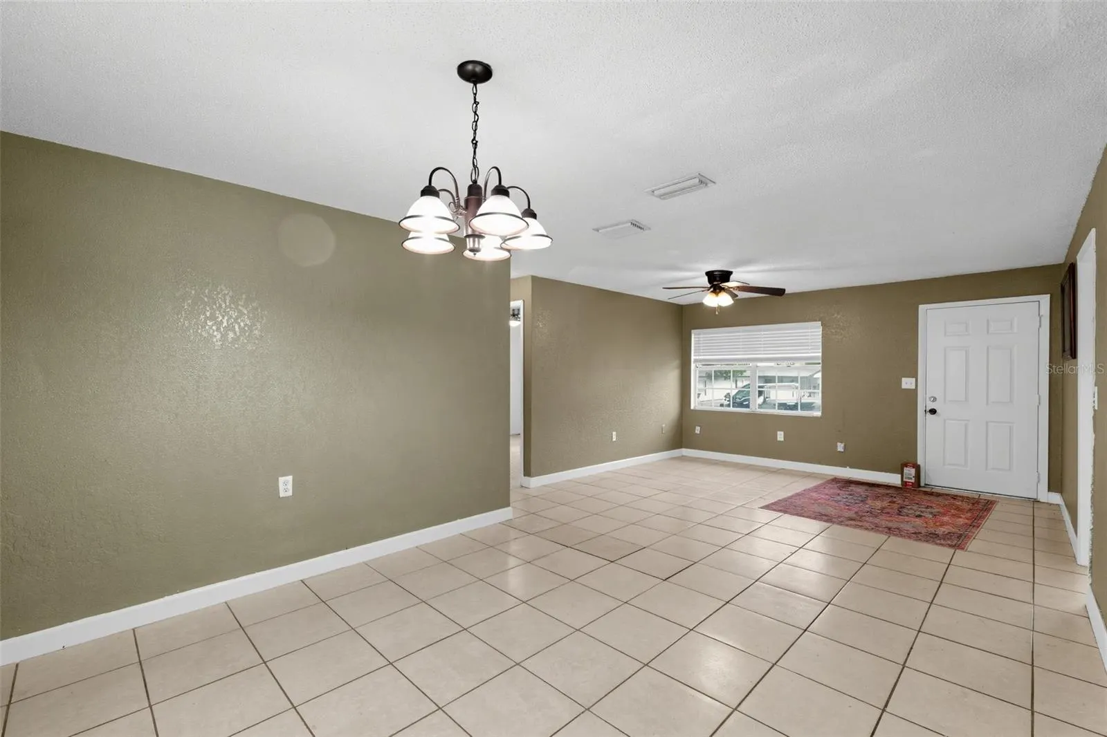 1231 ROBERT KING HIGH DR