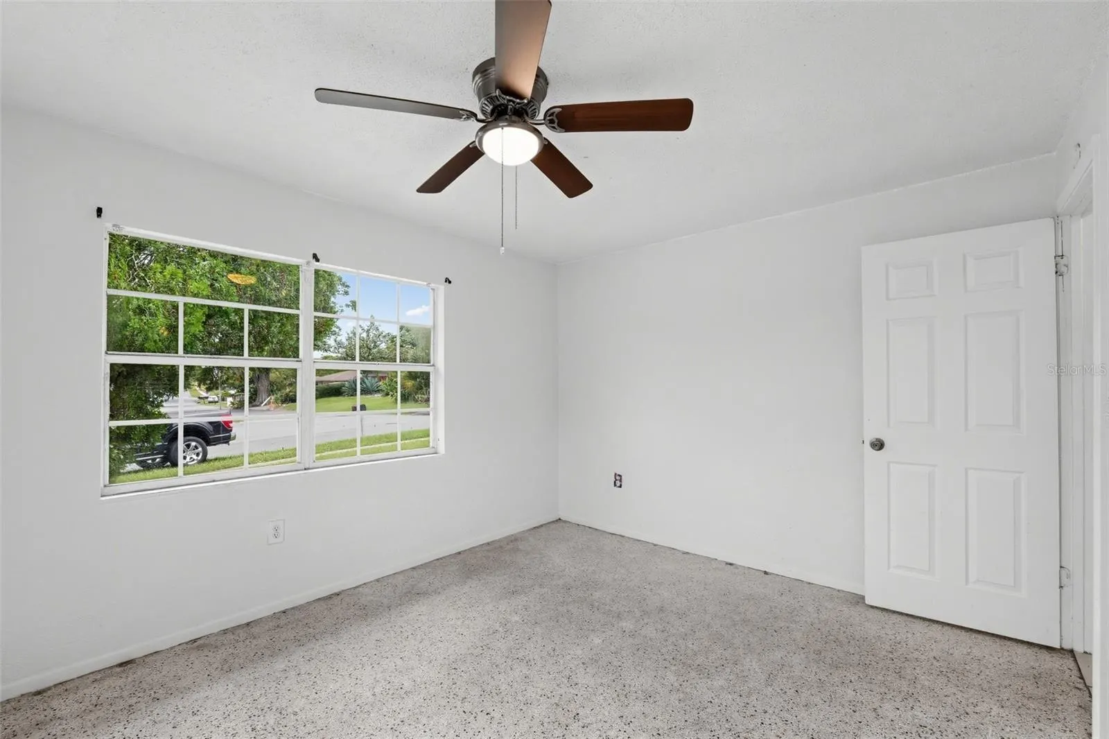 1231 ROBERT KING HIGH DR