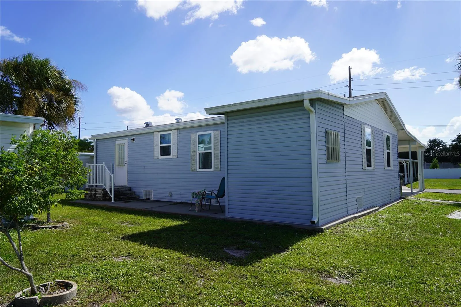 720 ROMA RD