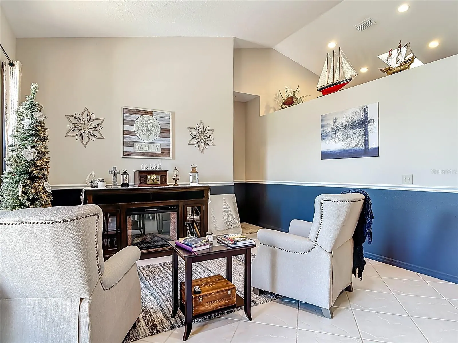 2741 TURNBULL ESTATES DR