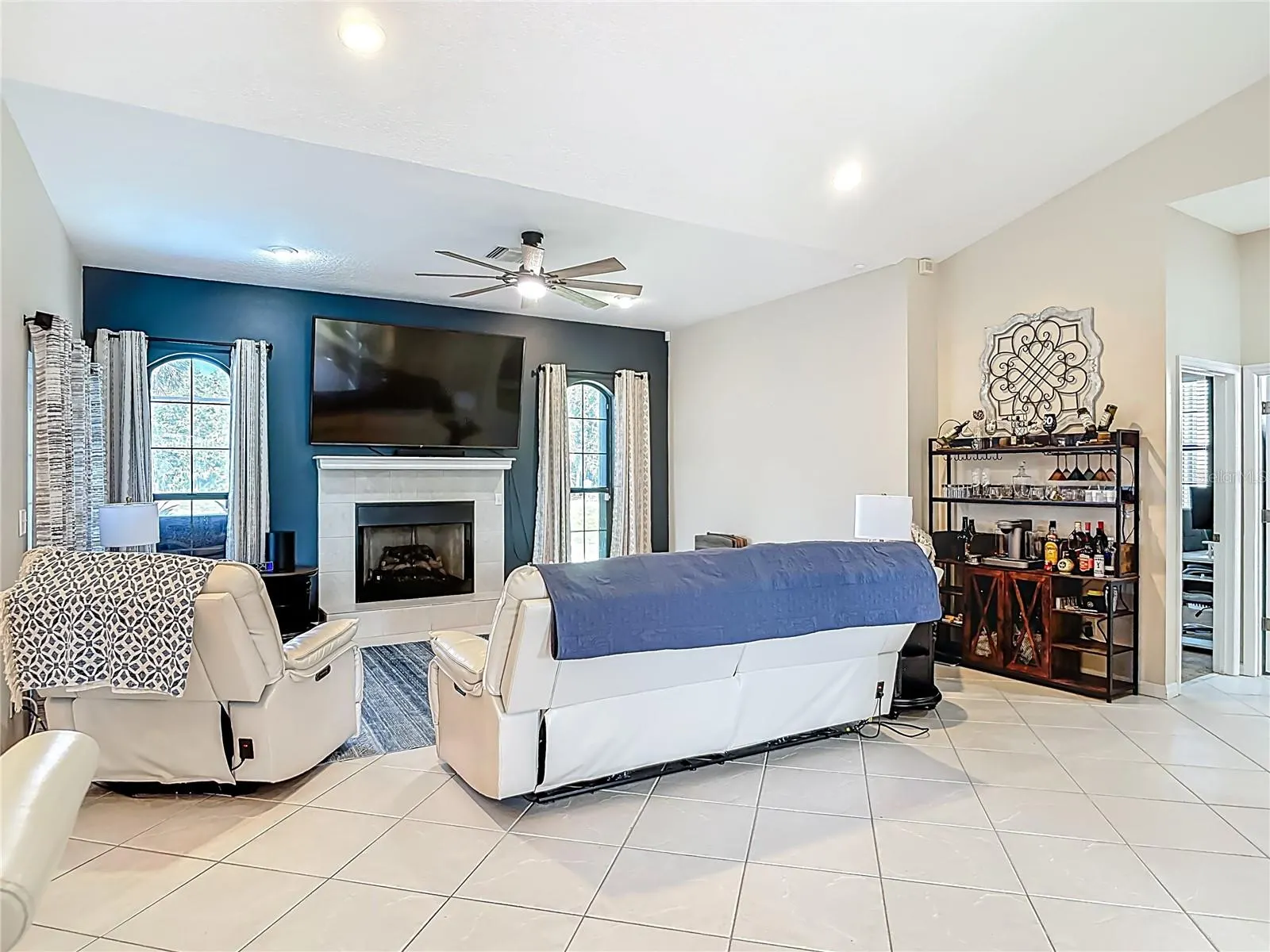 2741 TURNBULL ESTATES DR