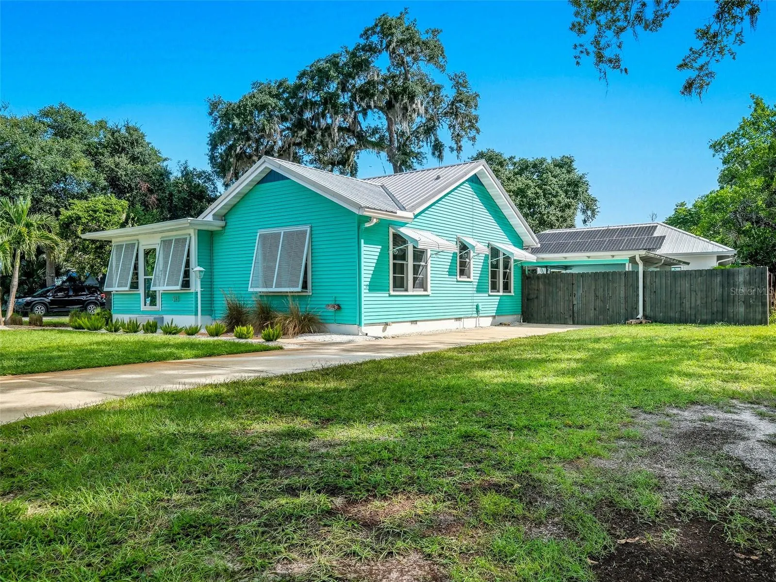 513 BALL ST