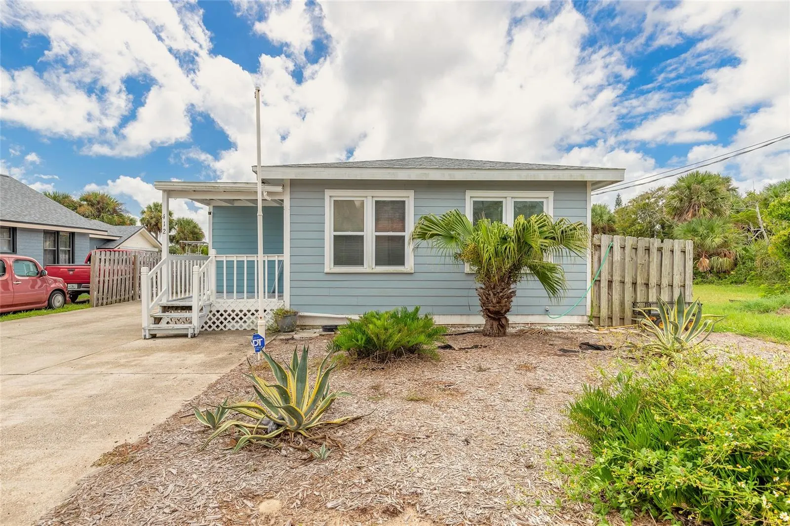 412 REVILO BLVD