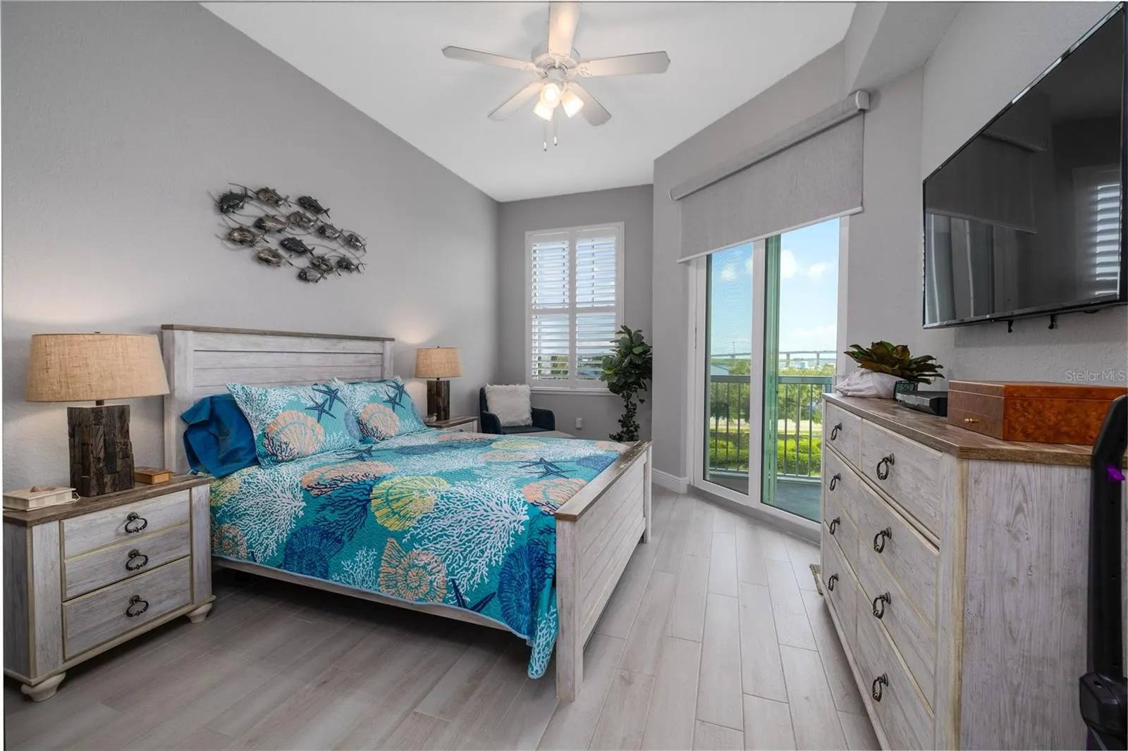 1 RIVERWALK DR #402, #402