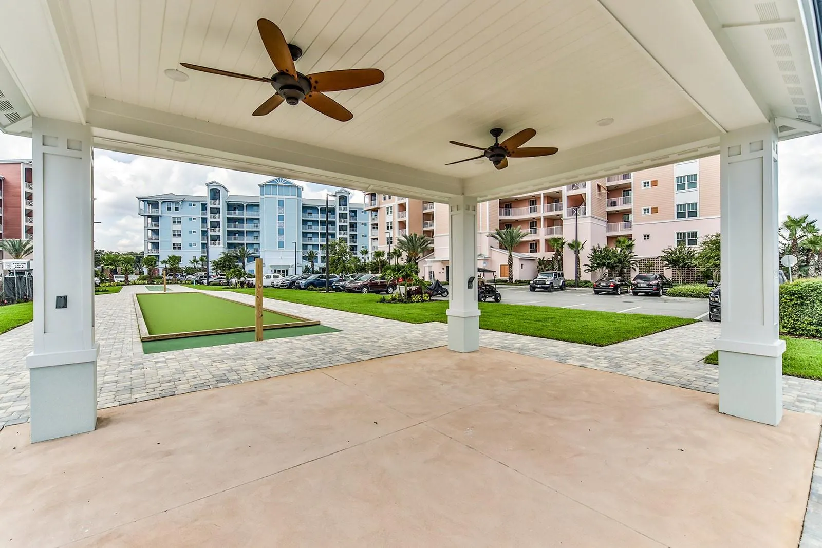 1 RIVERWALK DR #402, #402