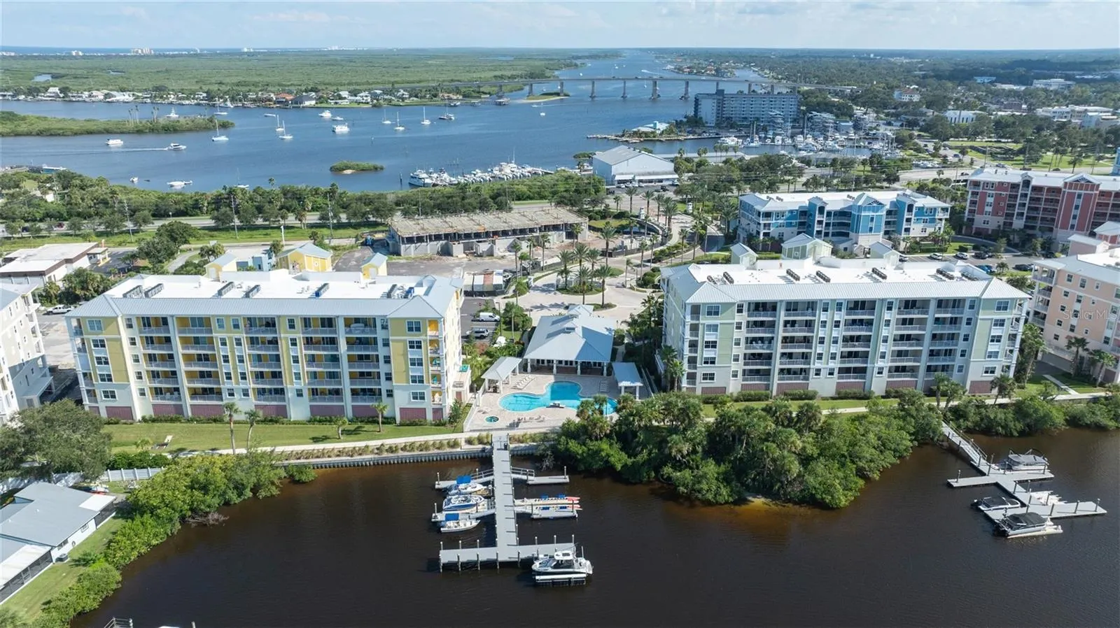 1 RIVERWALK DR #402, #402