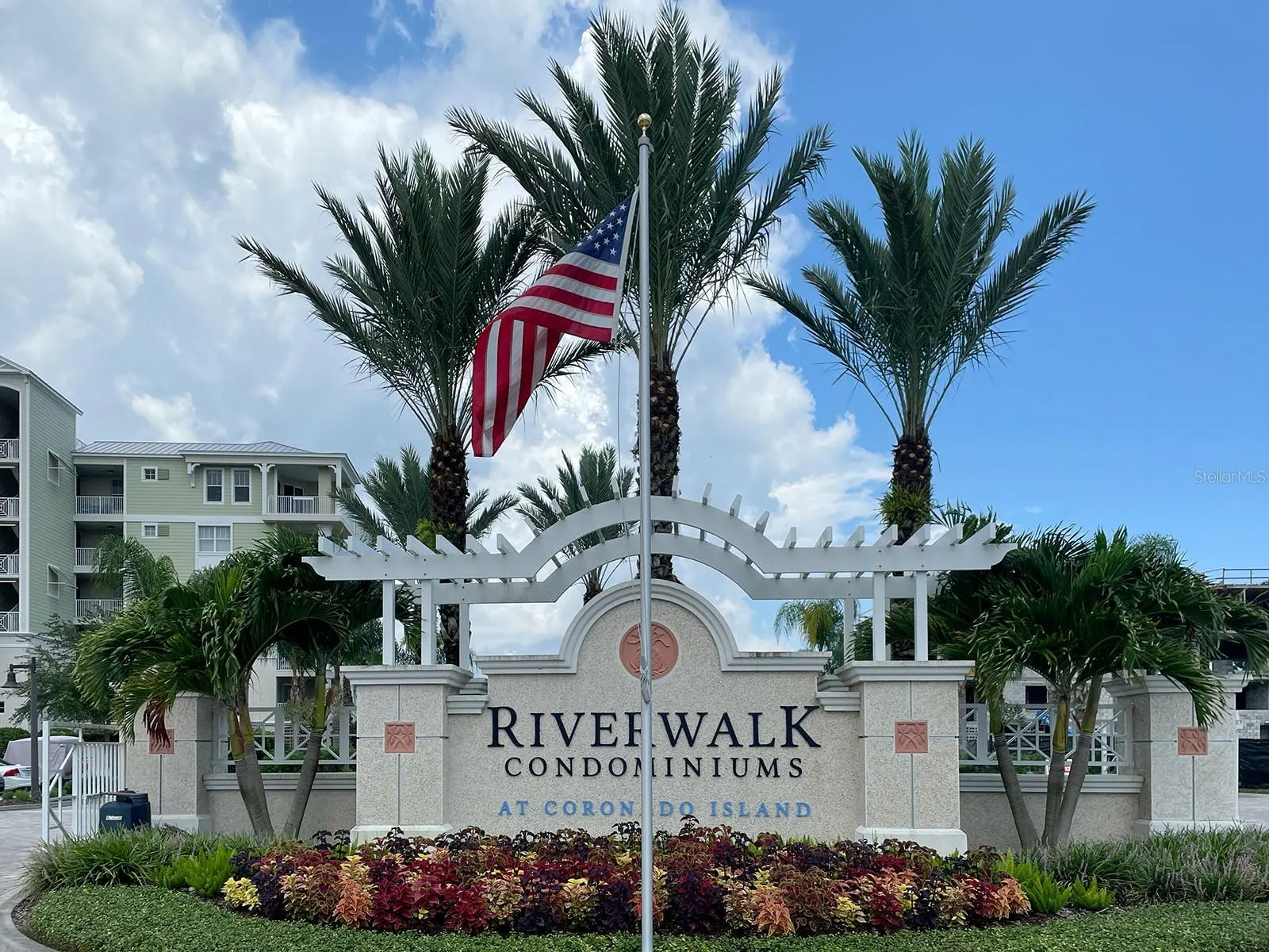 1 RIVERWALK DR #402, #402
