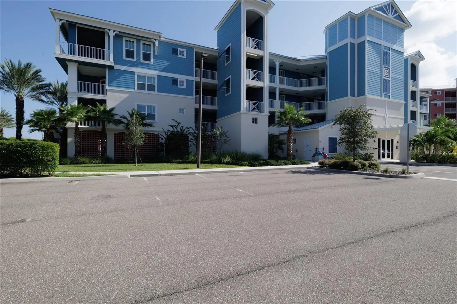 1 RIVERWALK DR #402, #402