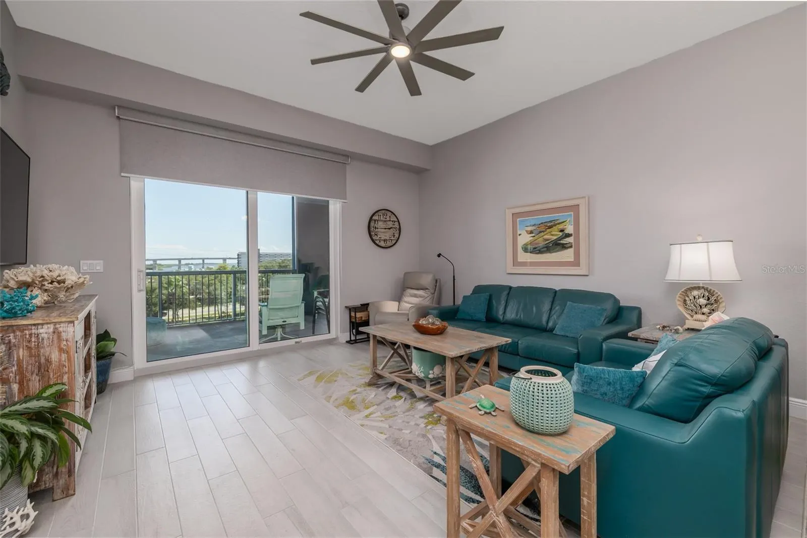 1 RIVERWALK DR #402, #402