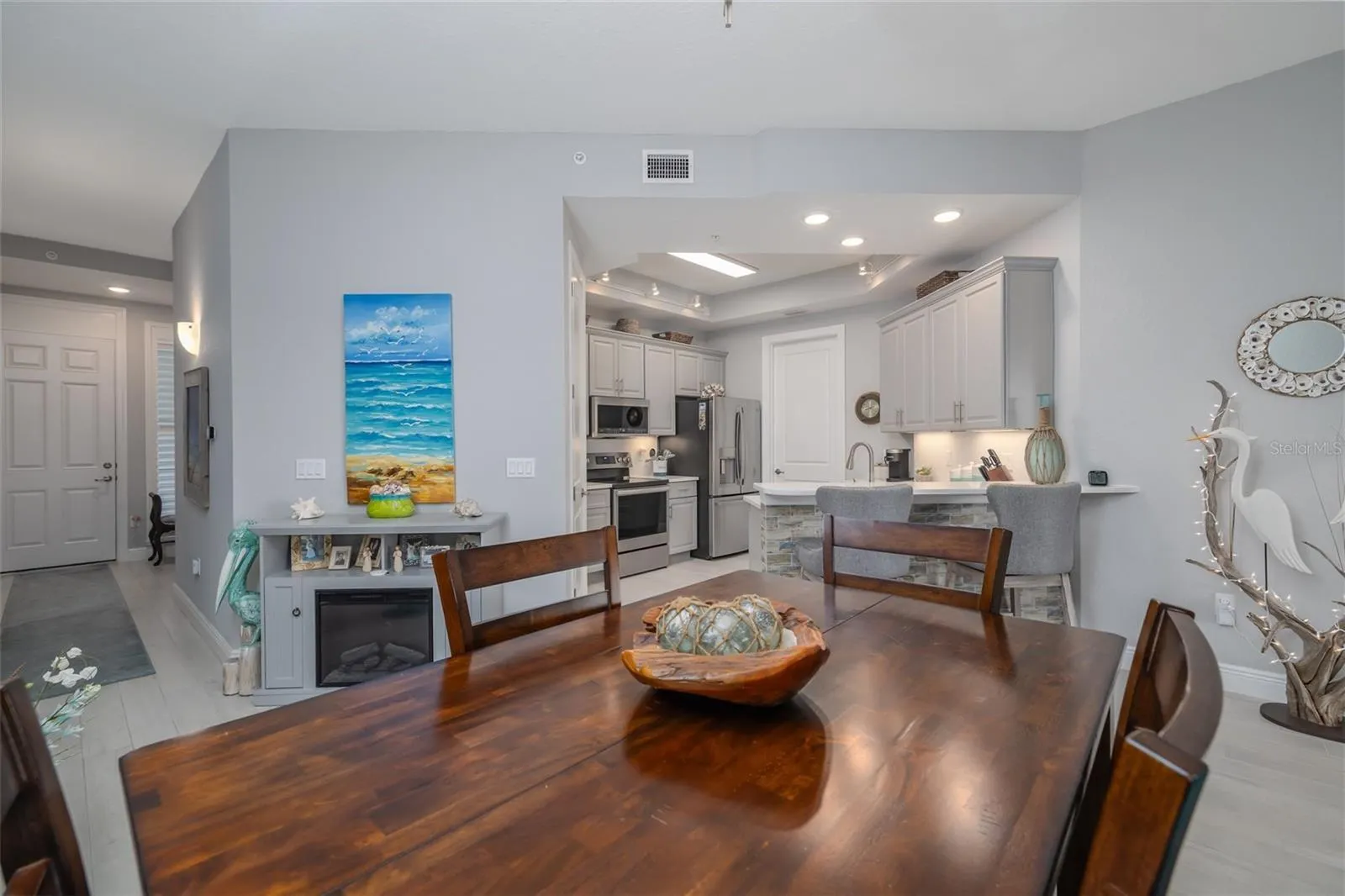 1 RIVERWALK DR #402, #402