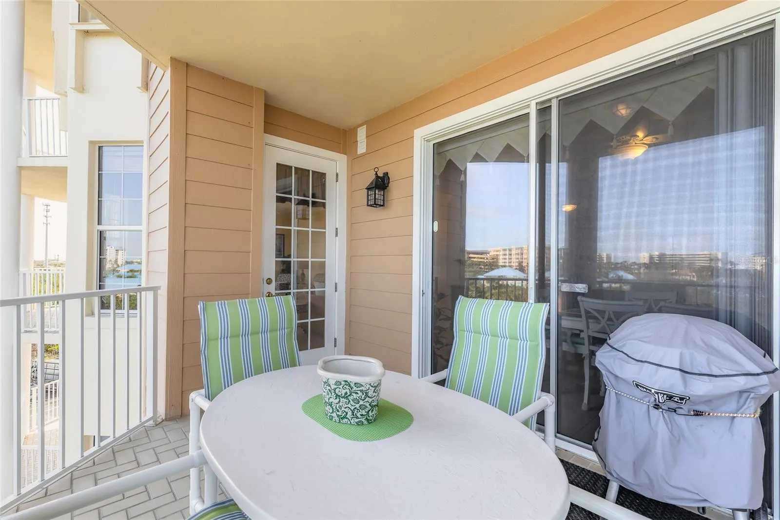 4672 RIVERWALK VILLAGE CT #8402, #8402