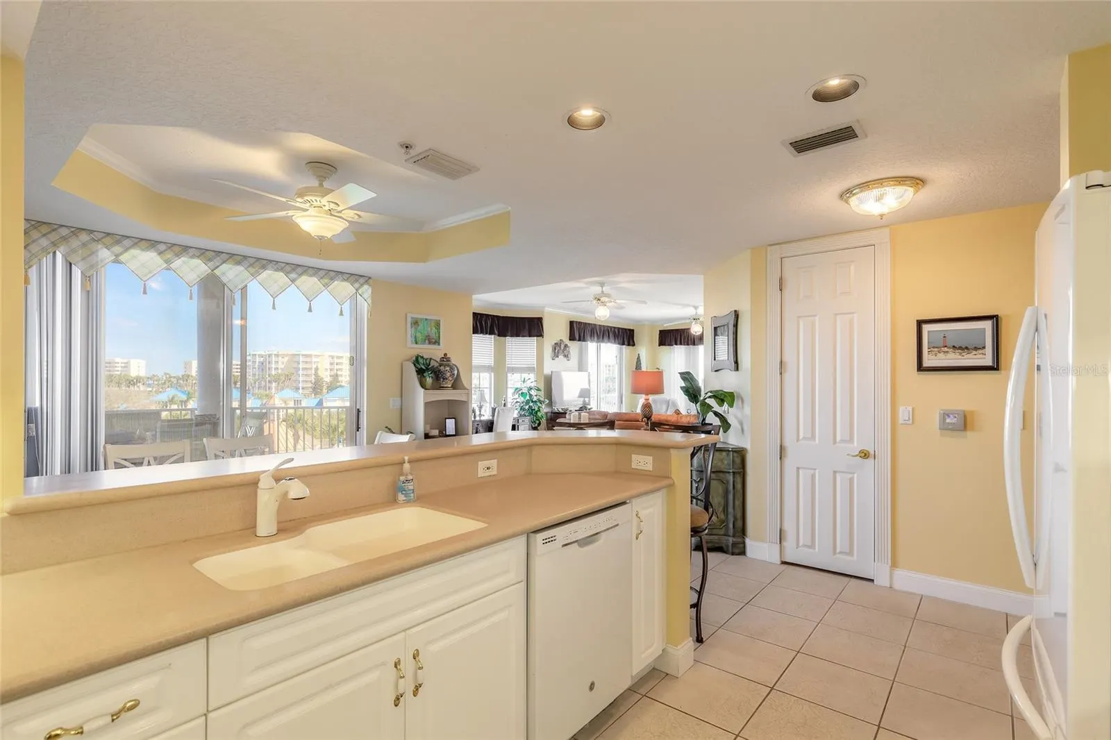 4672 RIVERWALK VILLAGE CT #8402, #8402
