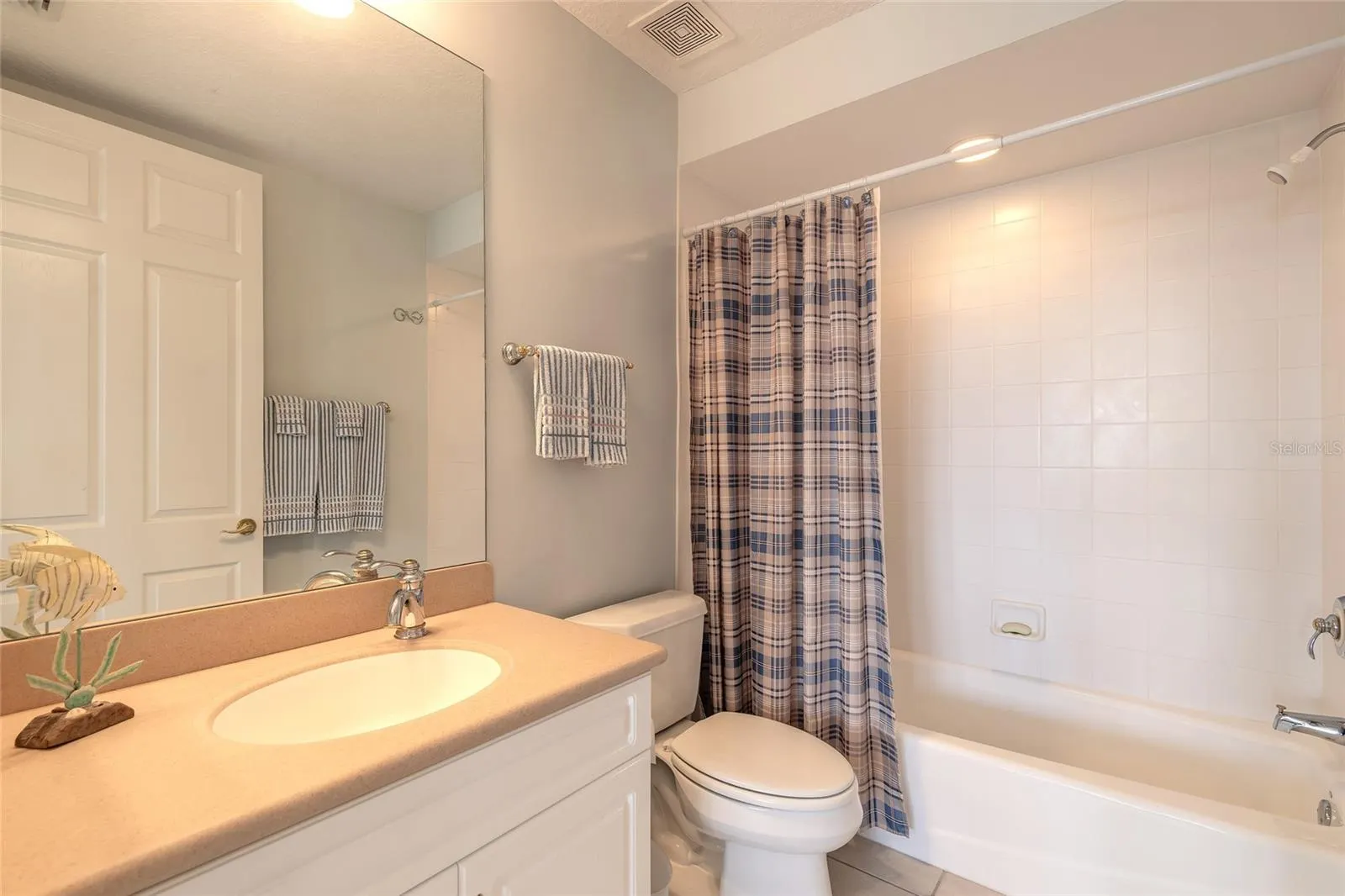 4672 RIVERWALK VILLAGE CT #8402, #8402
