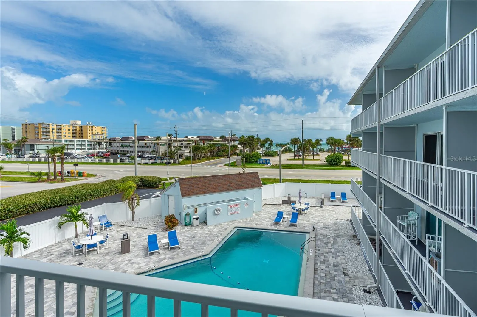 3700 S ATLANTIC AVE #304, #304
