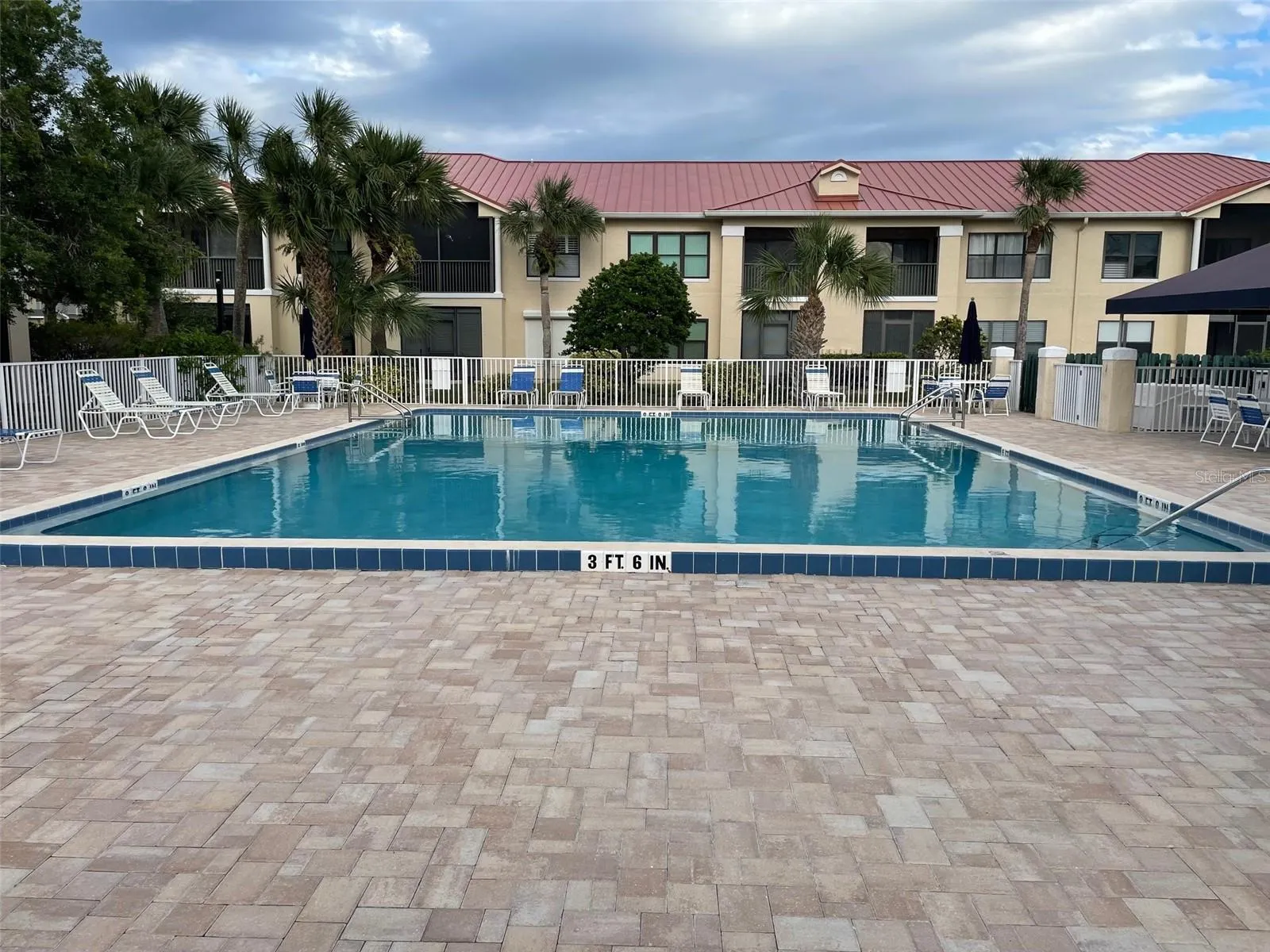 405 BOUCHELLE DR #218 #218