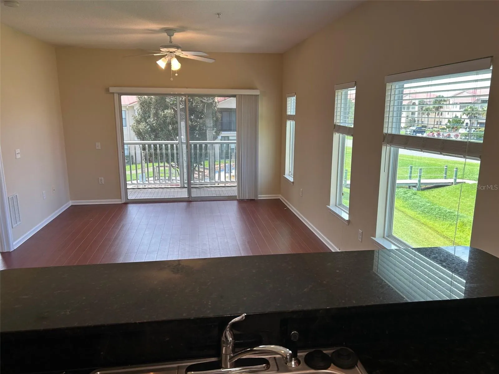 405 BOUCHELLE DR #218 #218