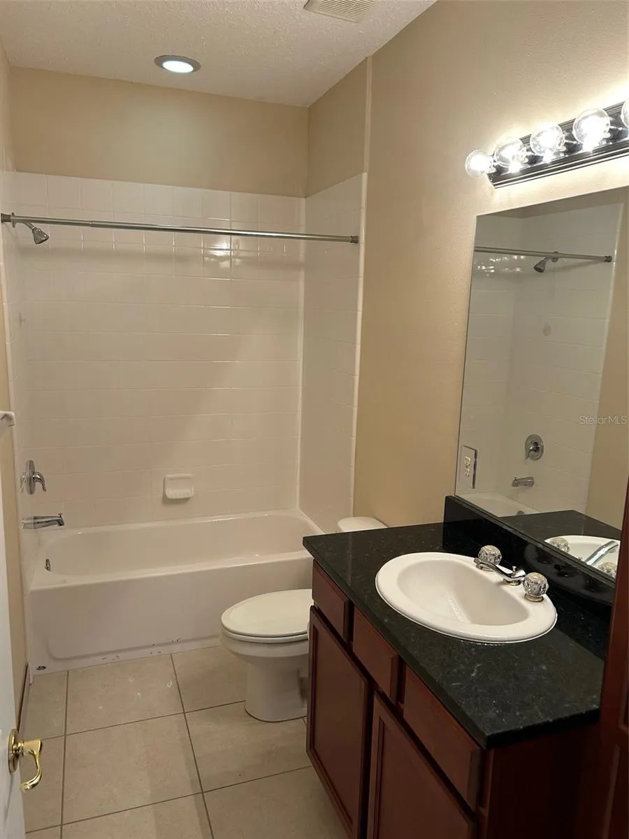 405 BOUCHELLE DR #218 #218