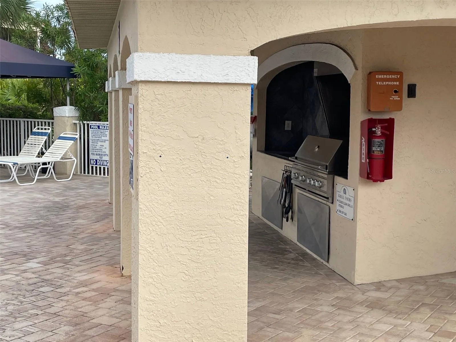 405 BOUCHELLE DR #218 #218