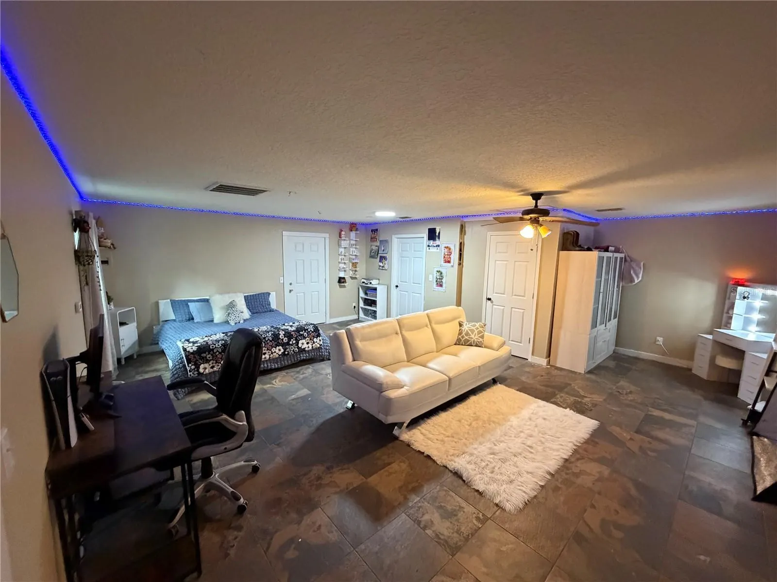 525 OLD DIXIE LN