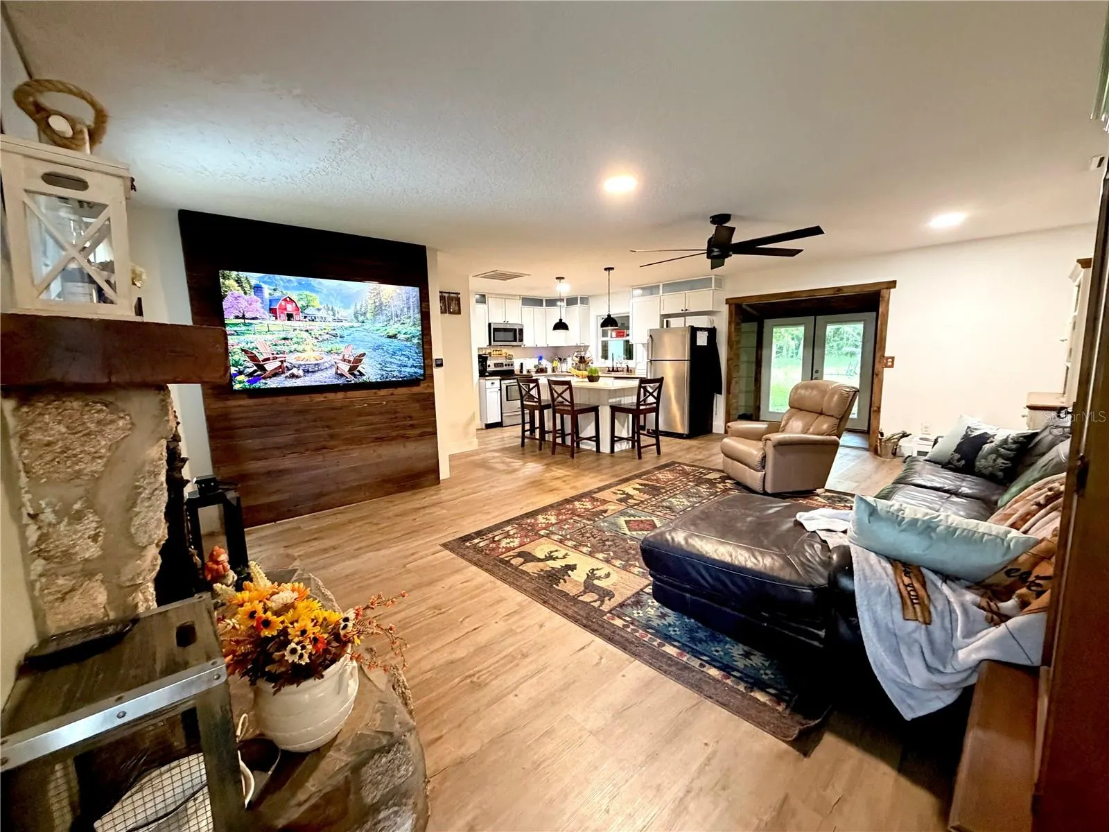 525 OLD DIXIE LN