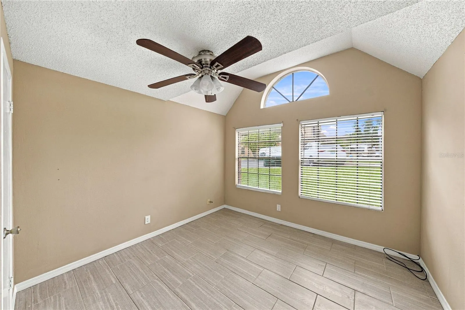 485 FORESTWAY CIR #101 #101