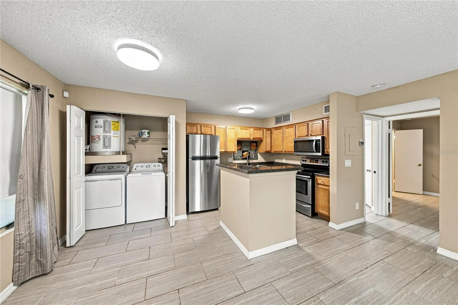 485 FORESTWAY CIR #101 #101