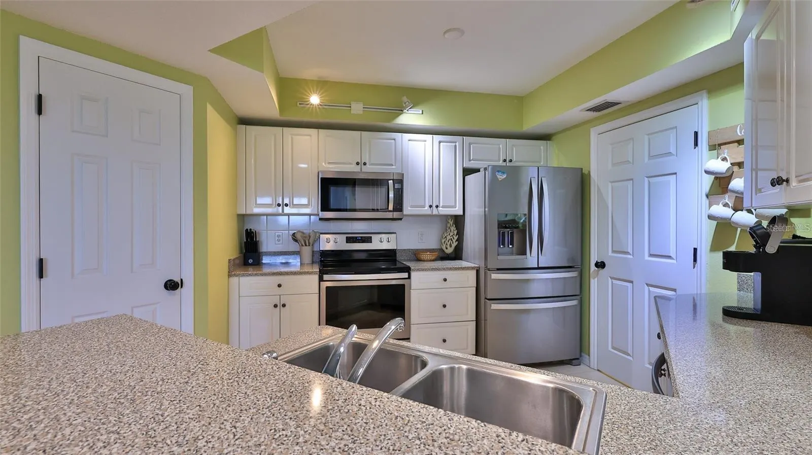 5300 S ATLANTIC AVE #15-202 #15-202
