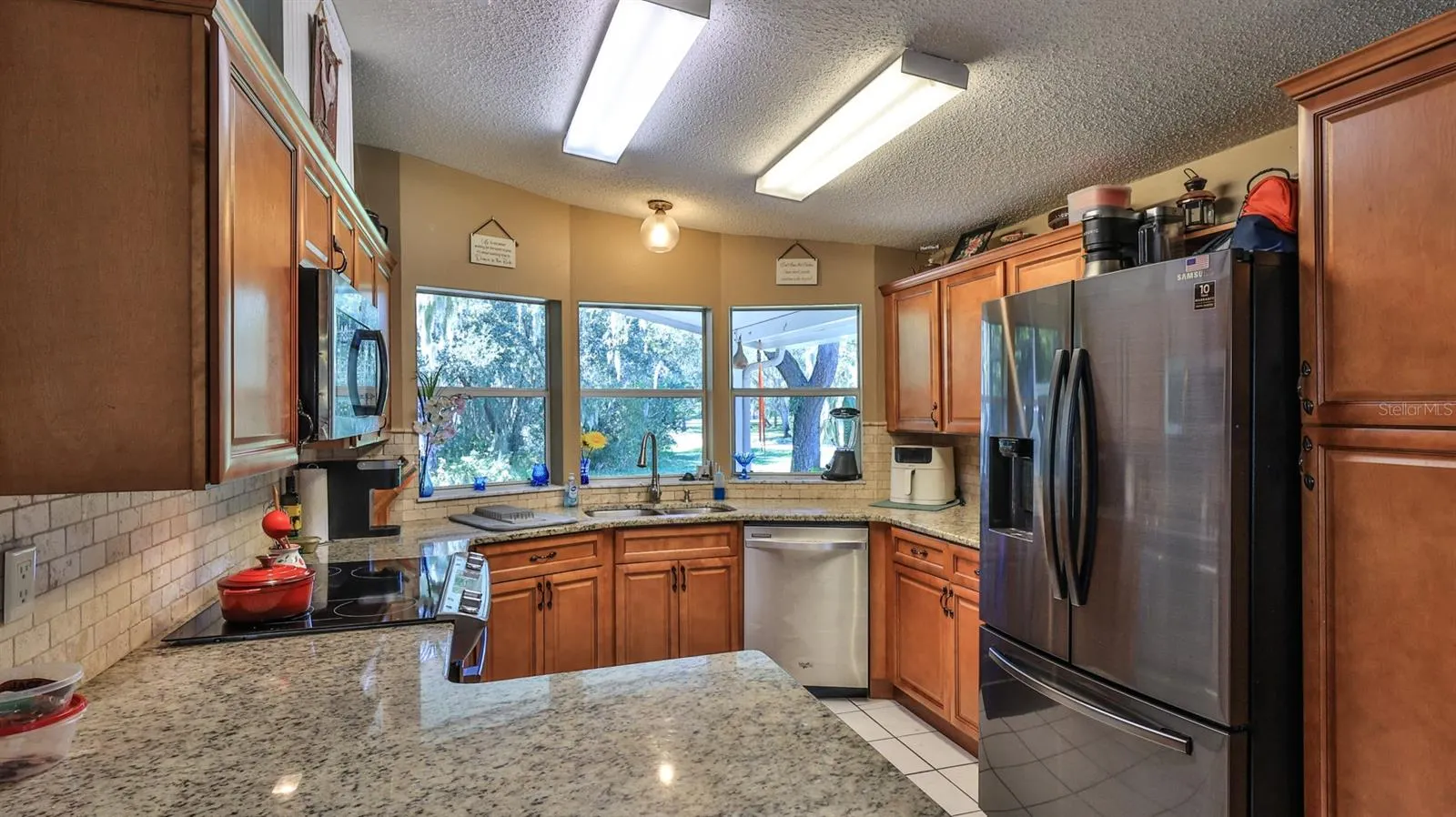 494 SIOUX BLVD
