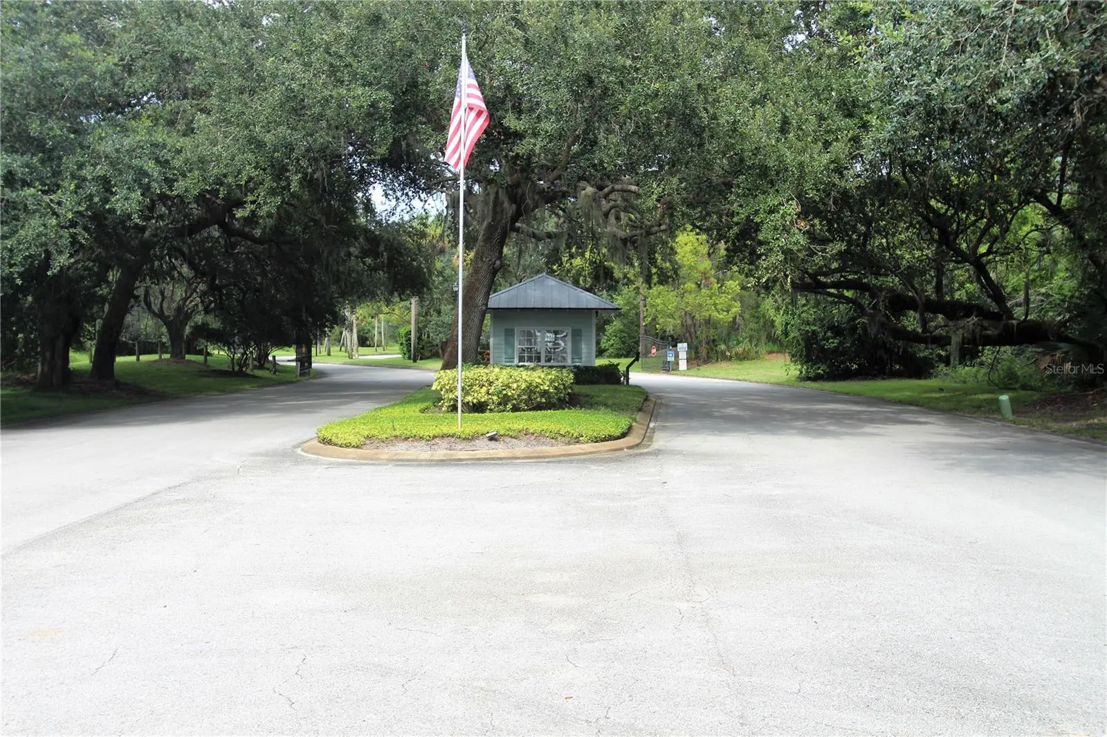 494 SIOUX BLVD
