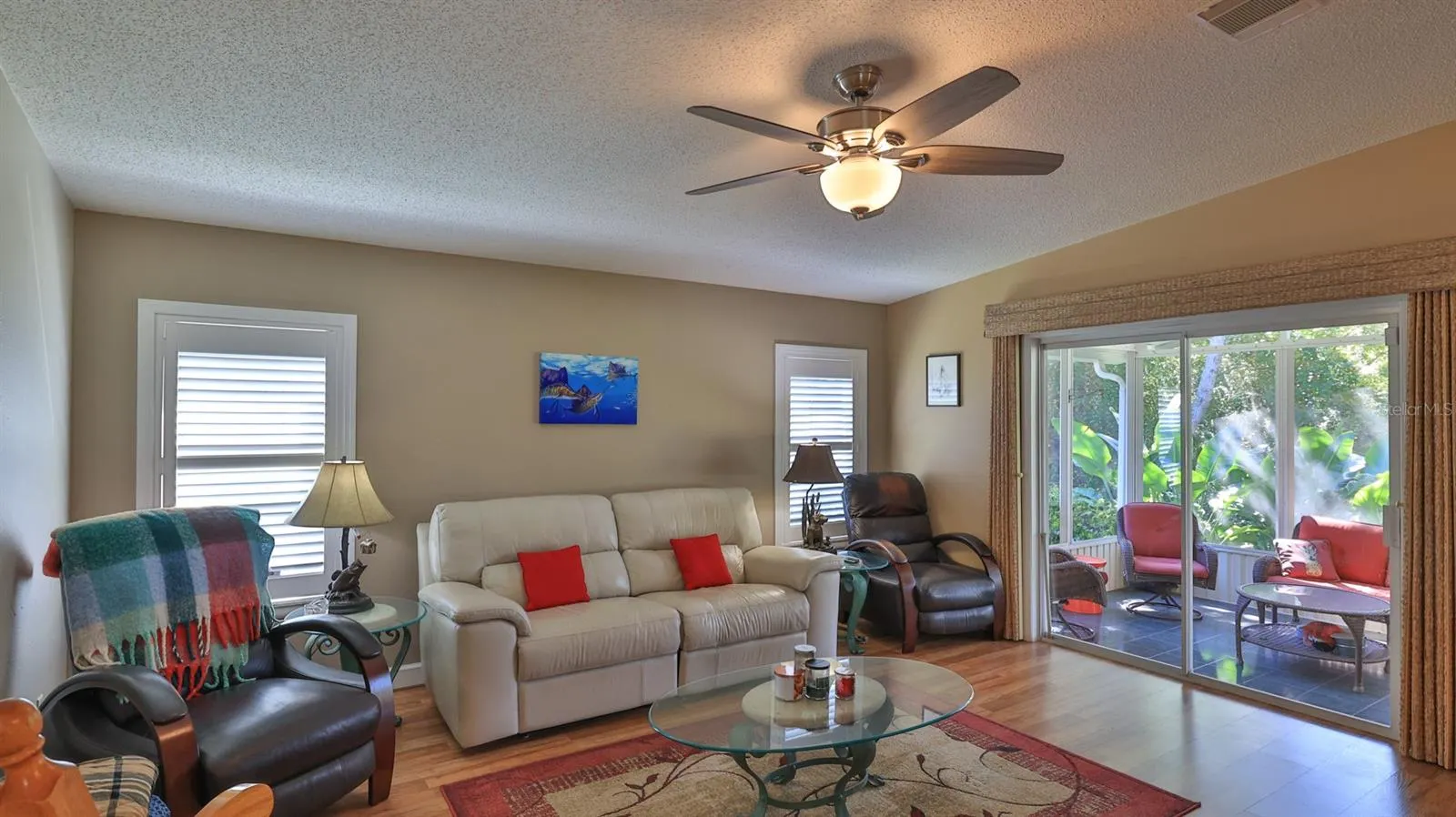 494 SIOUX BLVD